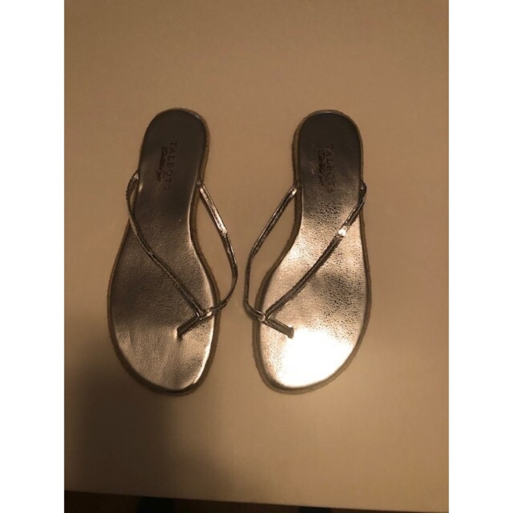 Talbots Flip Flops Silver Size 9